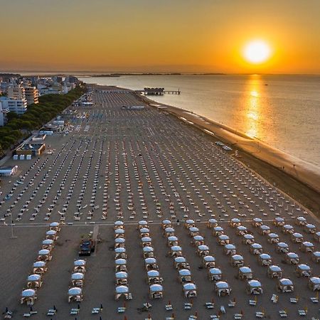Villaggio Laura Lignano Sabbiadoro Exterior photo