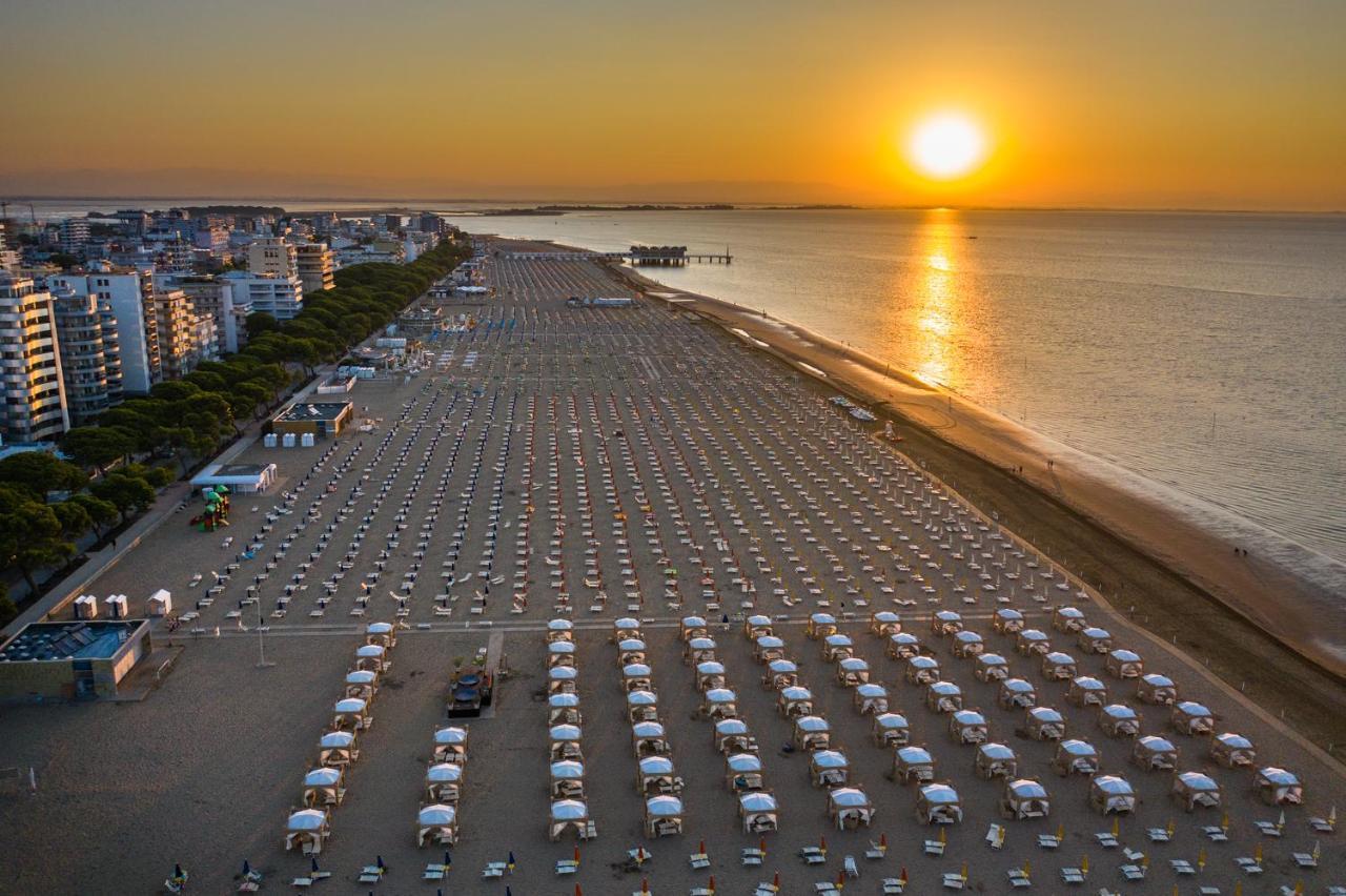 Villaggio Laura Lignano Sabbiadoro Exterior photo